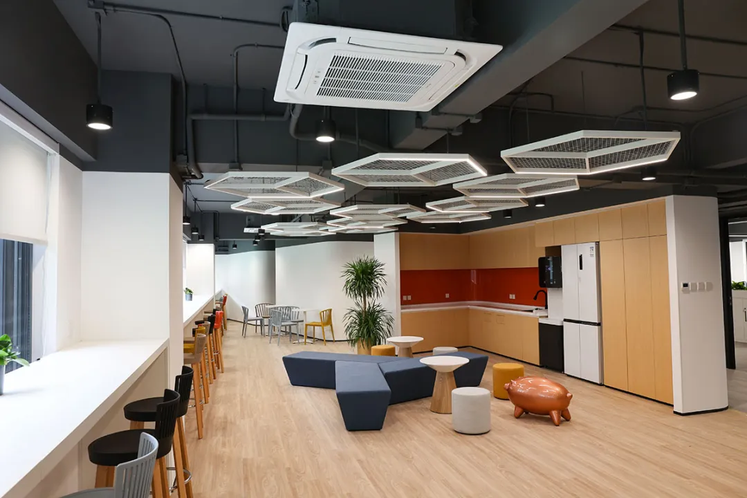 新辦公樓茶水休閑區